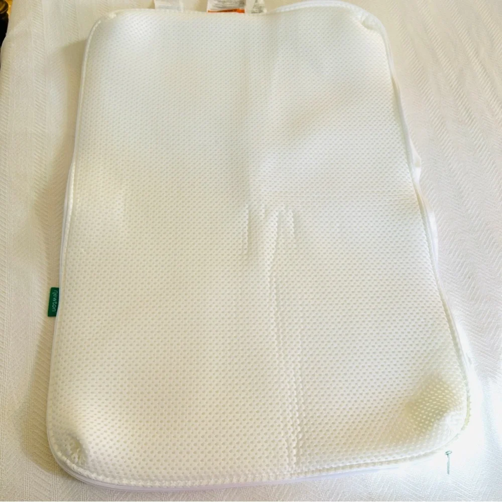 Newton Breathable Mini Crib Mattress Cover - White